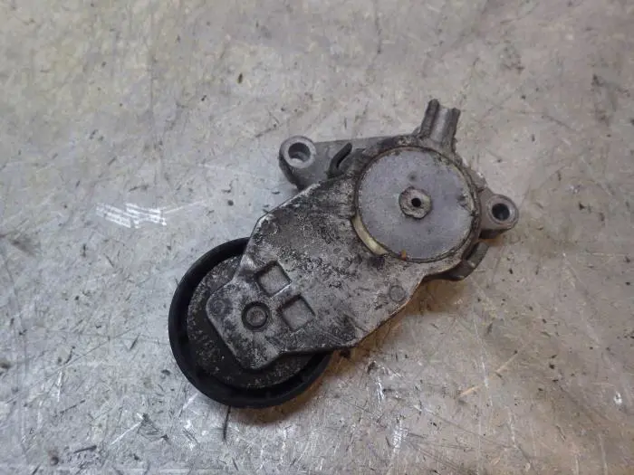 Drive belt tensioner Volvo C30