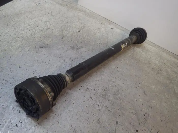 Front drive shaft, left Volkswagen Passat