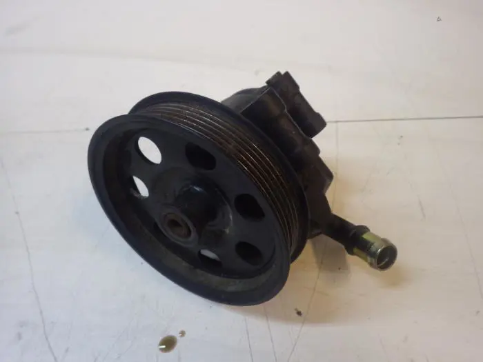 Power steering pump Ford Mondeo