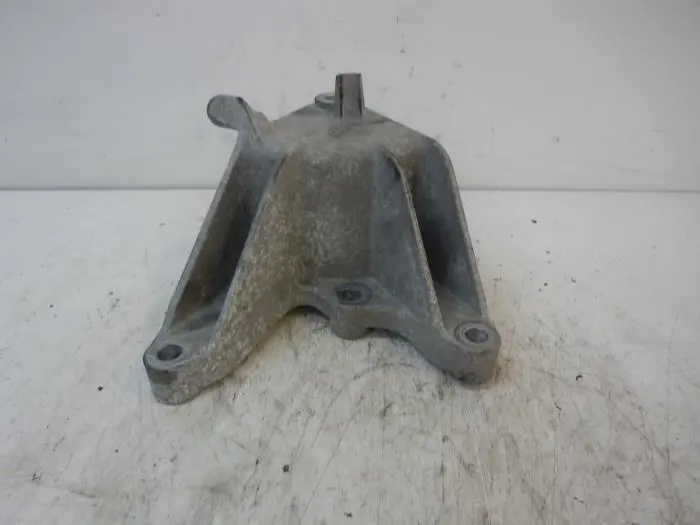 Engine mount Opel Astra J 10-