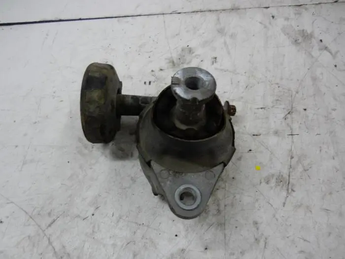 Engine mount Opel Zafira B 05-