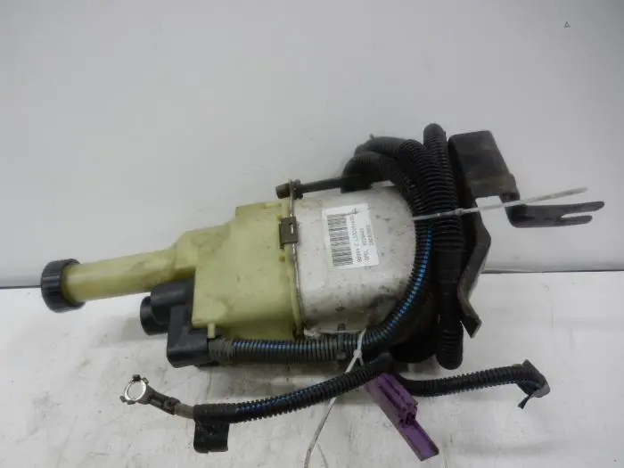 Power steering pump Opel Astra