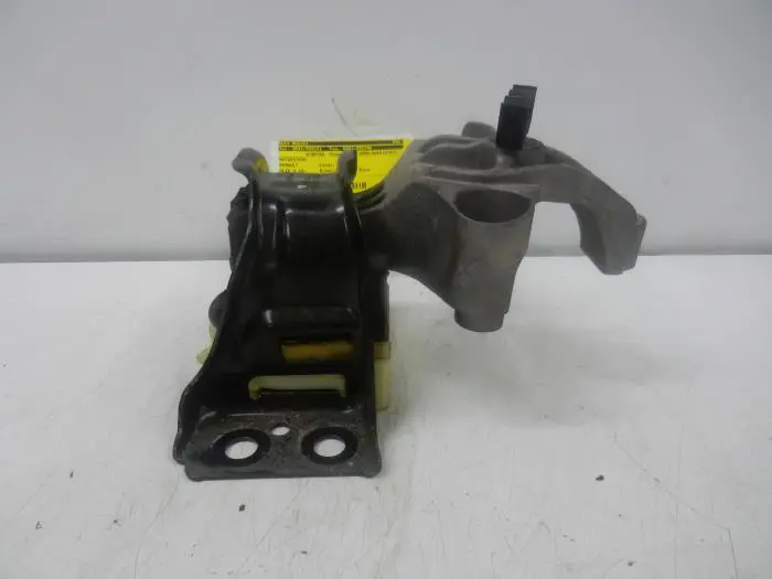 Engine mount Renault Clio