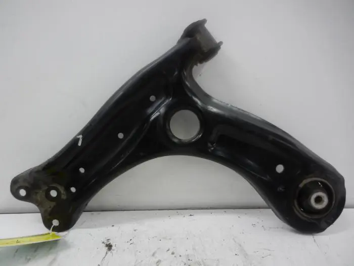 Front wishbone, left Seat Ibiza