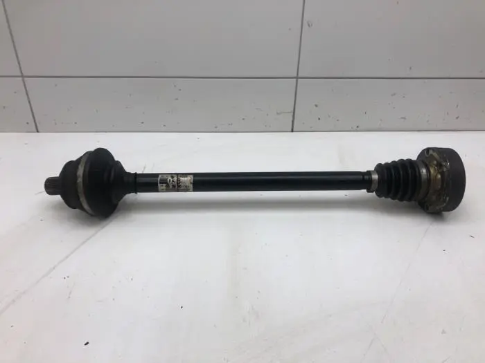 Drive shaft, rear right Audi A8