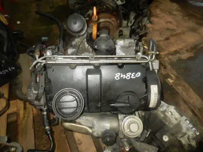 Engine Volkswagen Golf 97-