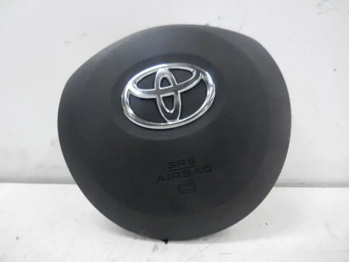 Left airbag (steering wheel) Toyota Yaris