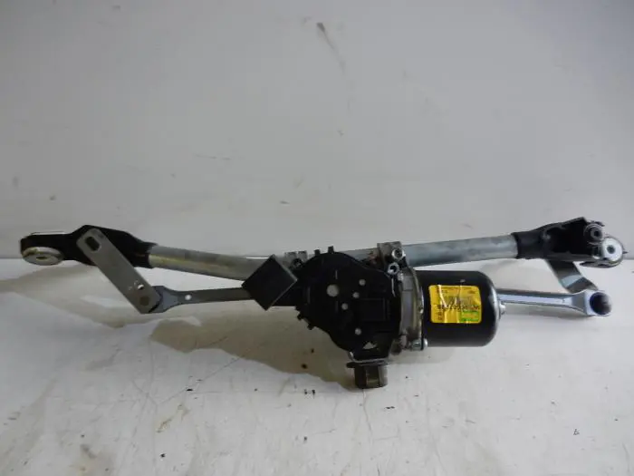 Front wiper motor Renault Megane