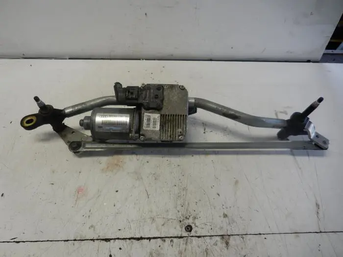 Front wiper motor Audi A4