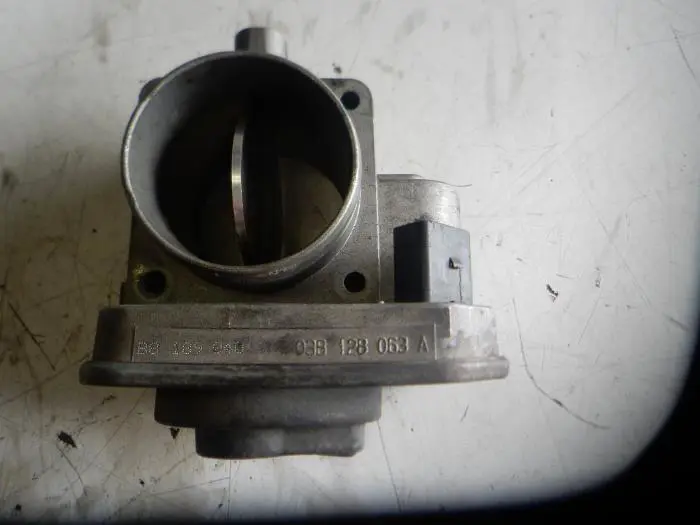 Throttle body Volkswagen Polo