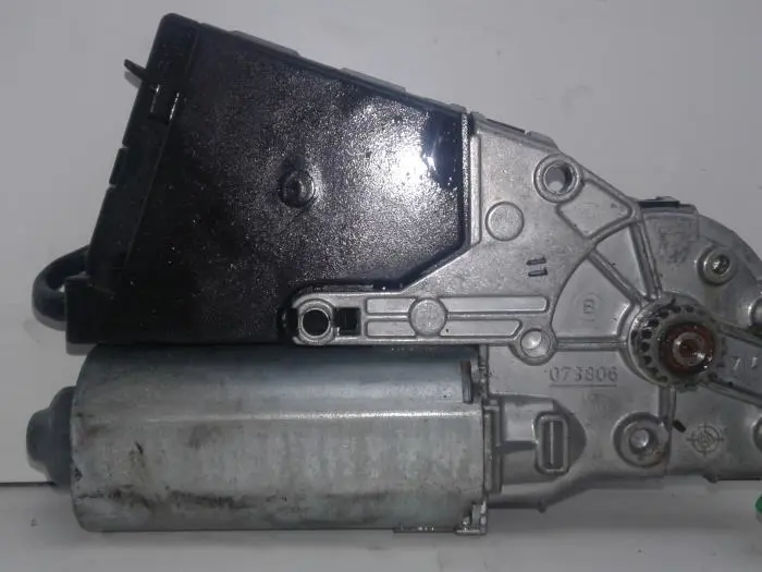 Sunroof motor Volkswagen Touareg 02-