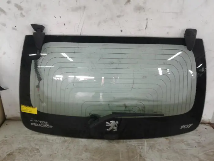 Tailgate Peugeot 107