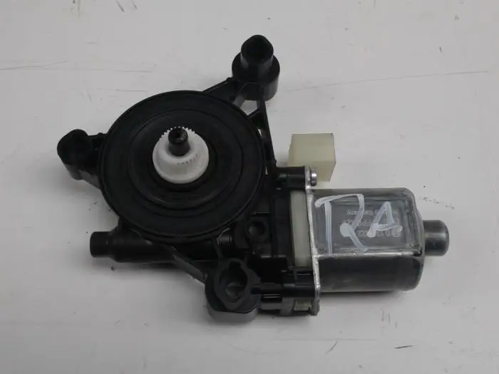 Door window motor Audi A4