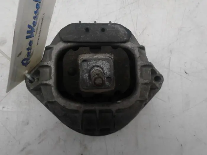 Engine mount BMW 1-Serie