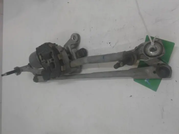 Front wiper motor Audi Q5